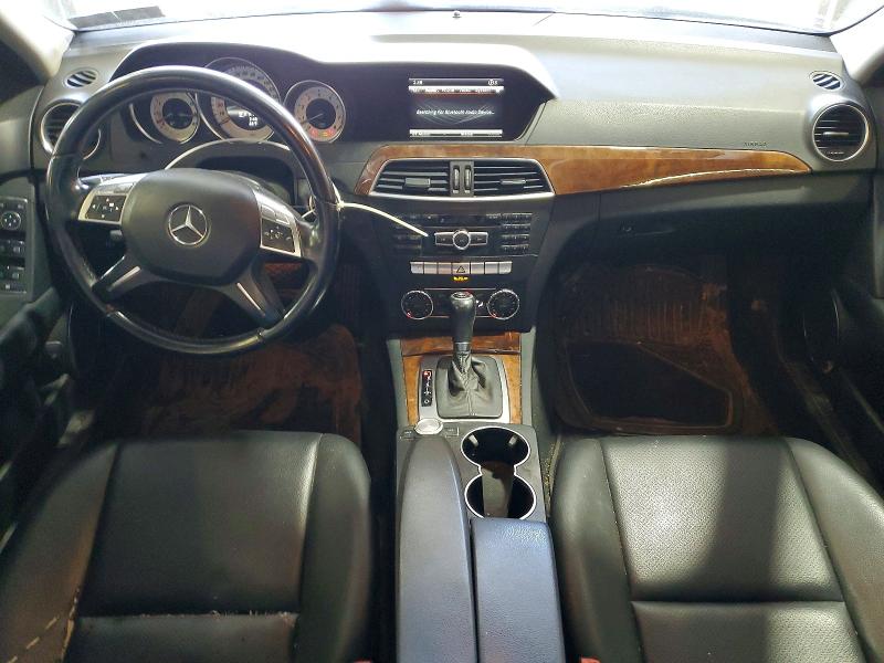 2013 Mercedes-benz C მანქანა იყიდება აუქციონზე, vin: WDDGF8ABXDR247223, აუქციონის ნომერი: 53606846