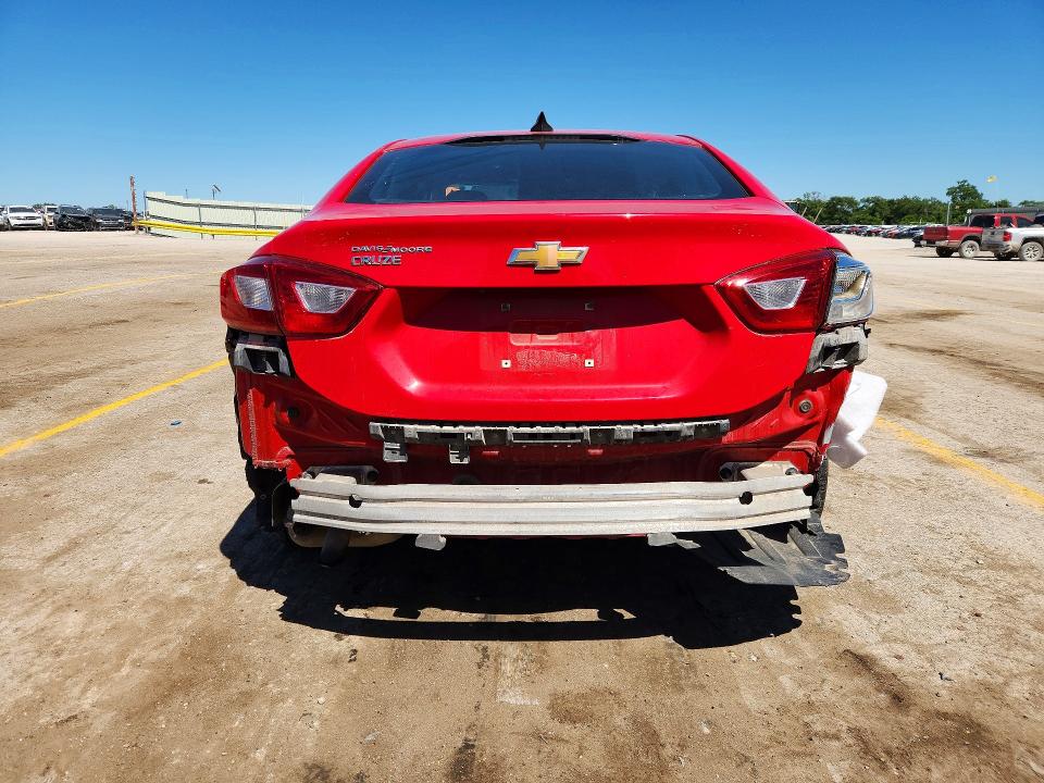 Продажа на аукционе авто 2018 Chevrolet Cruze, vin: 1G1BC5SM2J7136077, номер лота: 52815816