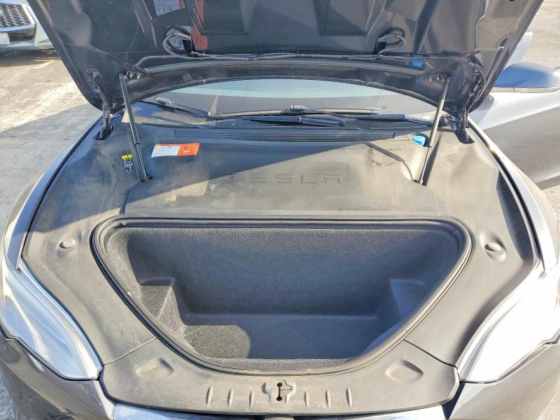 Продаж на аукціоні авто 2018 Tesla Model S, vin: 5YJSA1E22JF273983, номер лоту: 54536466