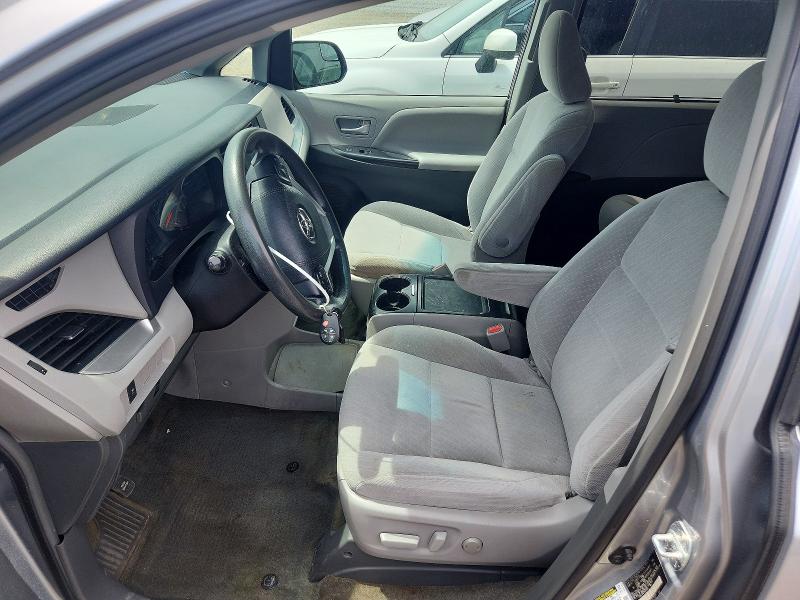 2017 Toyota Sienna მანქანა იყიდება აუქციონზე, vin: 5TDKZ3DC7HS875654, აუქციონის ნომერი: 54018916