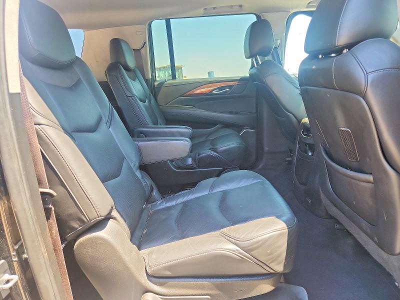 53985066 :رقم المزاد ، 1GYS4SKJ8FR742837 vin ، 2015 Cadillac Escalade مزاد بيع