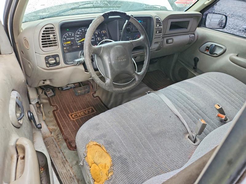 Продажа на аукционе авто 2000 Gmc Sierra, vin: 1GTGC34R5YR154484, номер лота: 53931976