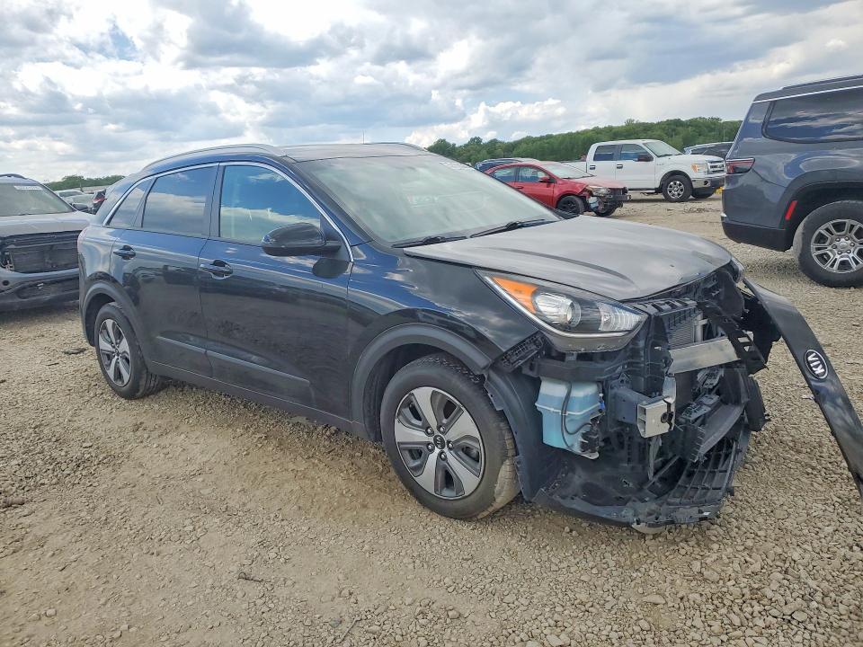 2018 Kia Niro მანქანა იყიდება აუქციონზე, vin: KNDCB3LC9J5136663, აუქციონის ნომერი: 52163286