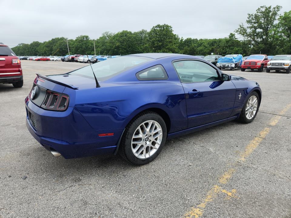Продажа на аукционе авто 2014 Ford Mustang, vin: 1ZVBP8AM0E5226602, номер лота: 54175516