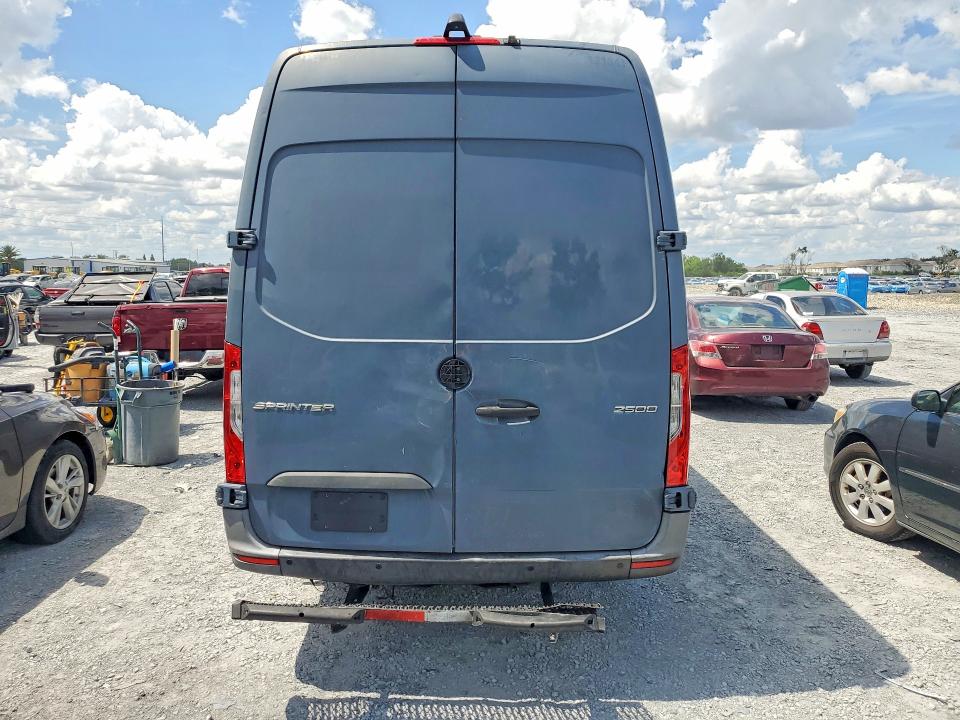 2019 Mercedes Benz Sprinter მანქანა იყიდება აუქციონზე, vin: WD4PF1CD3KP151609, აუქციონის ნომერი: 54072976