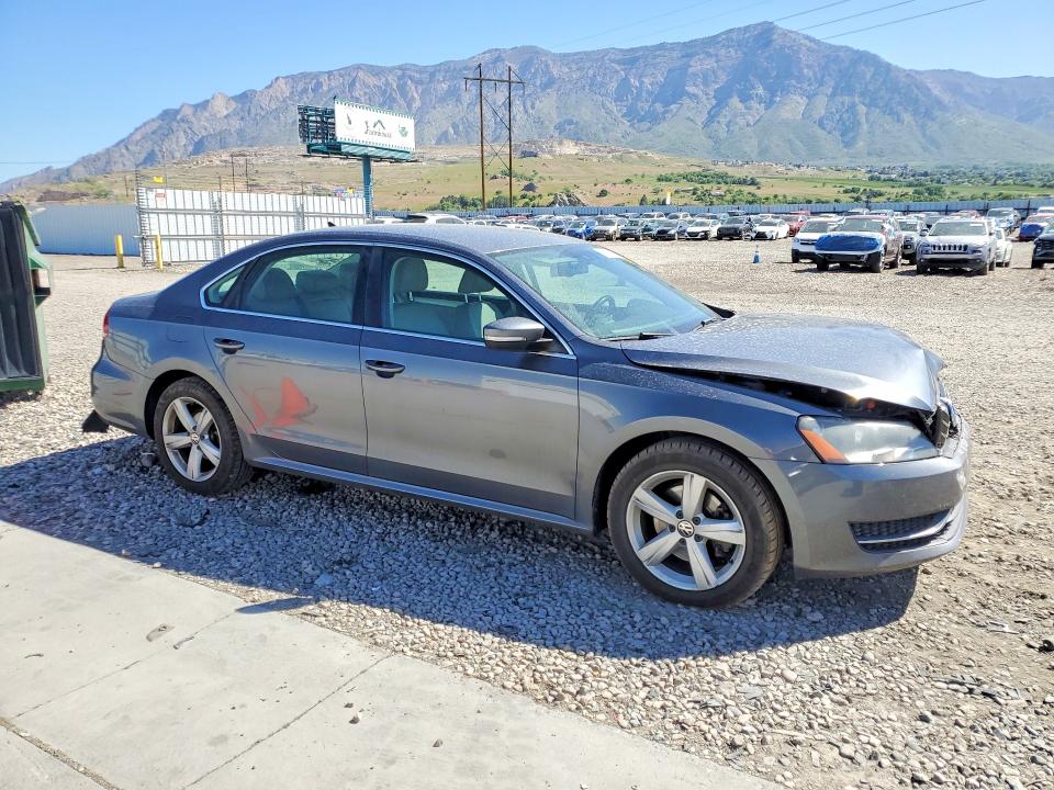 53976316 :رقم المزاد ، 1VWBP7A33DC014398 vin ، 2013 Volkswagen Passat مزاد بيع
