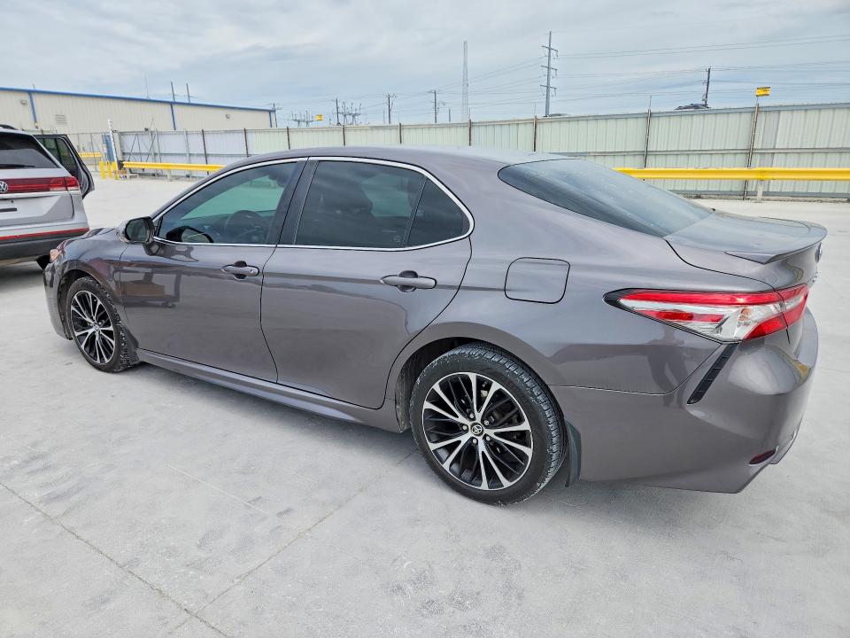 Aukcja sprzedaży 2018 Toyota Camry, vin: 4T1B11HK7JU582511, numer aukcji: 52596816