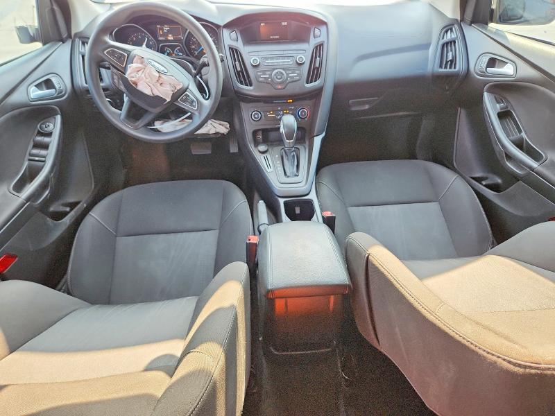 55103206 :رقم المزاد ، 1FADP3K23JL311120 vin ، 2018 Ford Focus مزاد بيع
