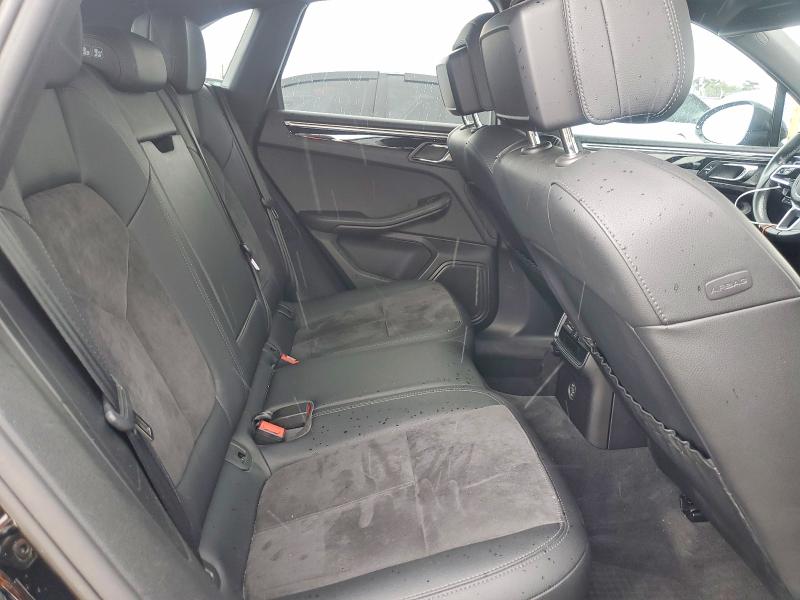 55406766 :رقم المزاد ، WP1AA2A56HLB08039 vin ، 2017 Porsche Macan مزاد بيع