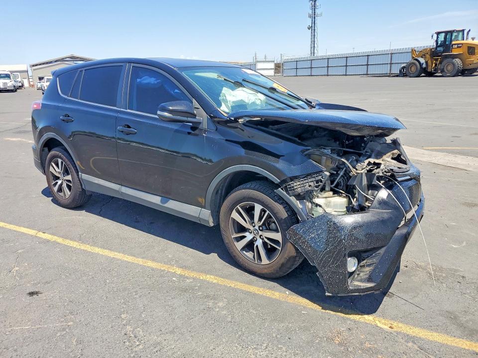 53623336 :رقم المزاد ، 2T3WFREV1JW476479 vin ، 2018 Toyota Rav4 مزاد بيع