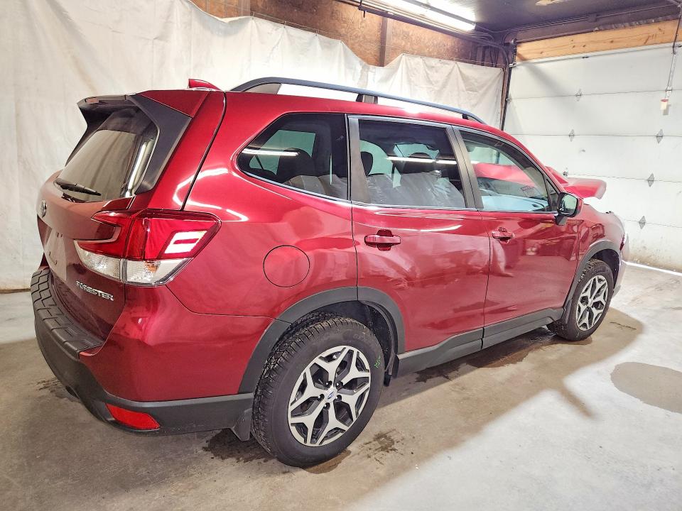 51318336 :رقم المزاد ، JF2SKAJC9MH531546 vin ، 2021 Subaru Forester مزاد بيع