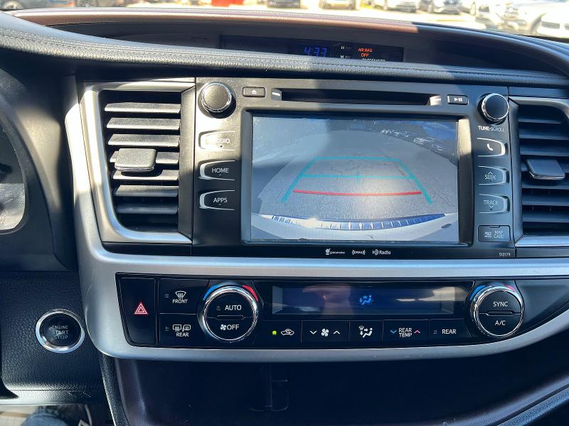 Продажа на аукционе авто 2017 Toyota Highlander, vin: 5TDJZRFH8HS357253, номер лота: 52450016