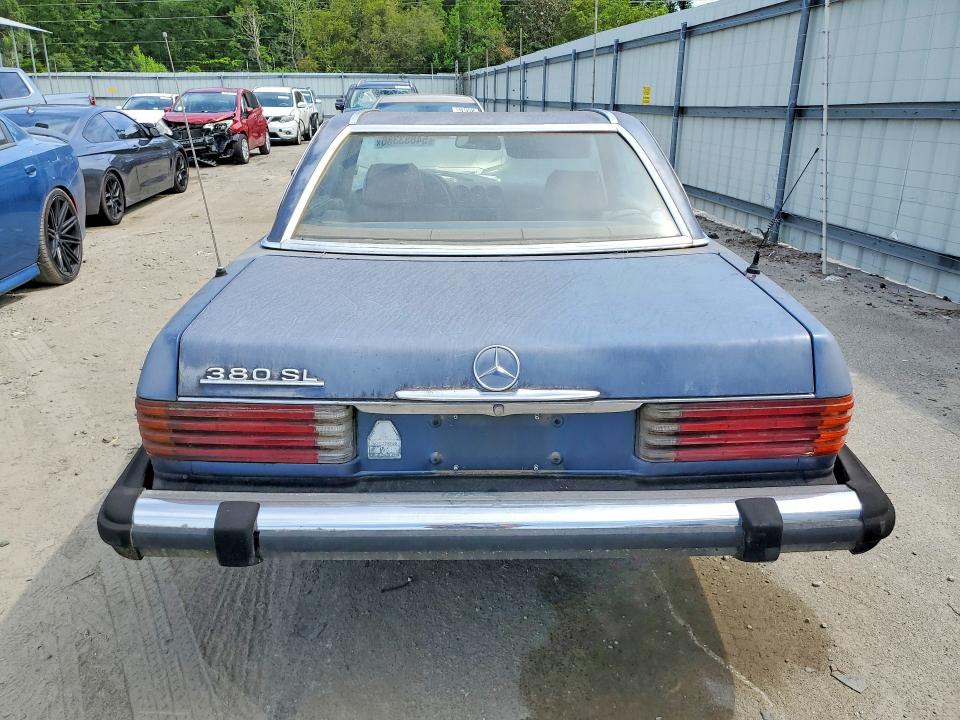 54853386 :رقم المزاد ، WDBBA45A1EA011426 vin ، 1984 Mercedes-benz 380 مزاد بيع