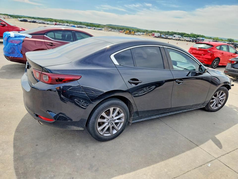 Продажа на аукционе авто 2022 Mazda 3, vin: 3MZBPAA78NM302952, номер лота: 51875756