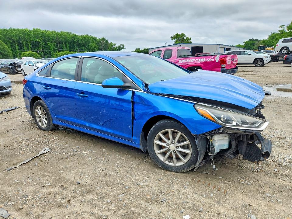 2018 Hyundai Sonata მანქანა იყიდება აუქციონზე, vin: 5NPE24AF6JH615036, აუქციონის ნომერი: 54585316