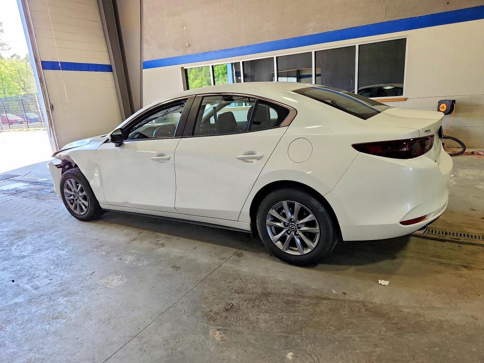 2021 Mazda 3 მანქანა იყიდება აუქციონზე, vin: JM1BPAAL0M1323550, აუქციონის ნომერი: 52238666