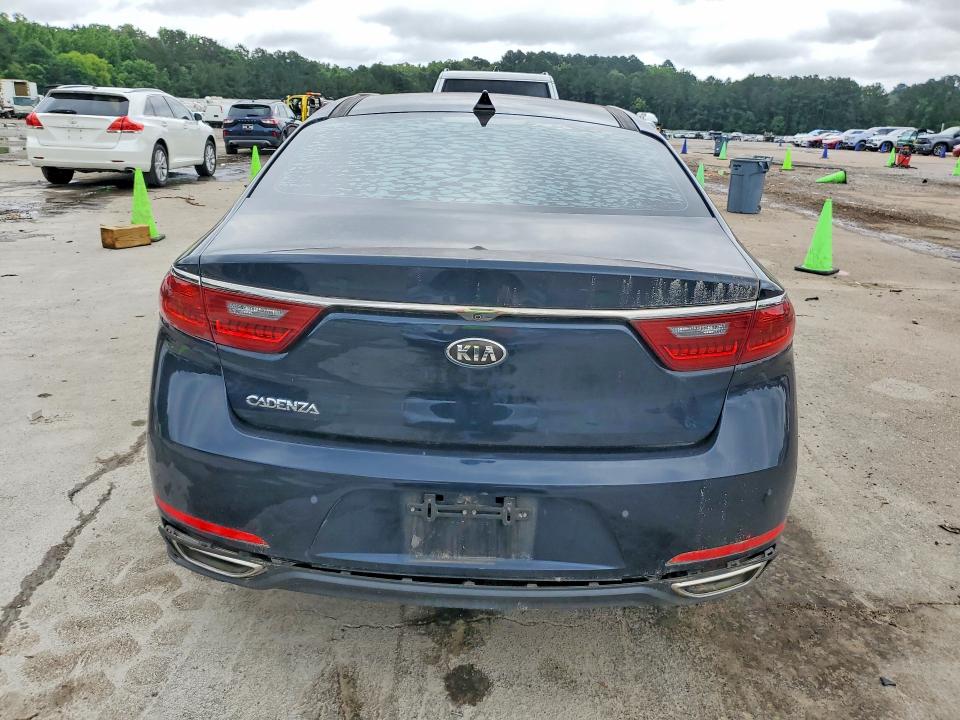 2017 Kia Cadenza მანქანა იყიდება აუქციონზე, vin: KNALC4J1XH5067185, აუქციონის ნომერი: 53167796