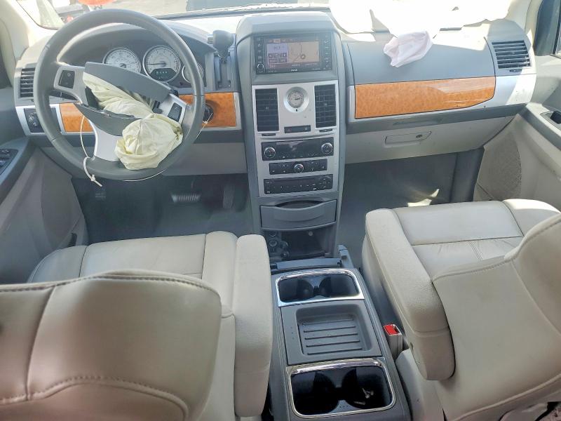 Продажа на аукционе авто 2008 Chrysler Town & Country, vin: 2A8HR64X08R822939, номер лота: 55062926