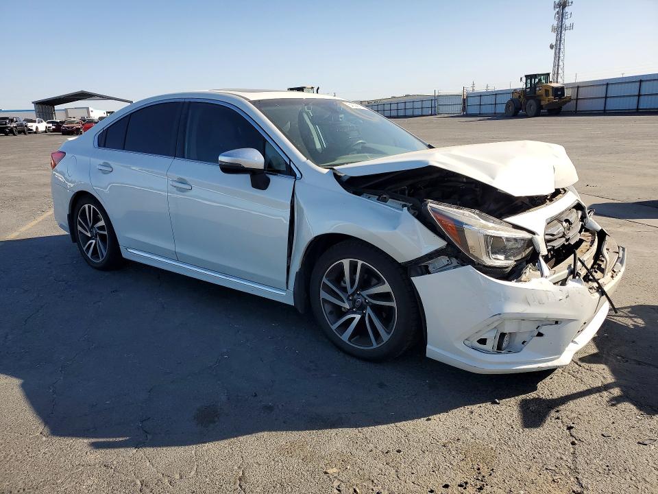54008876 :رقم المزاد ، 4S3BNAS68K3005417 vin ، 2019 Subaru Legacy مزاد بيع