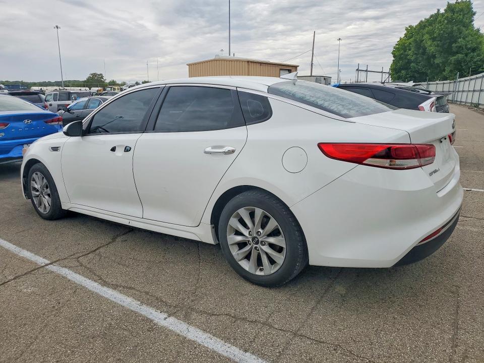 53991106 :رقم المزاد ، 5XXGT4L31HG121956 vin ، 2017 Kia Optima مزاد بيع