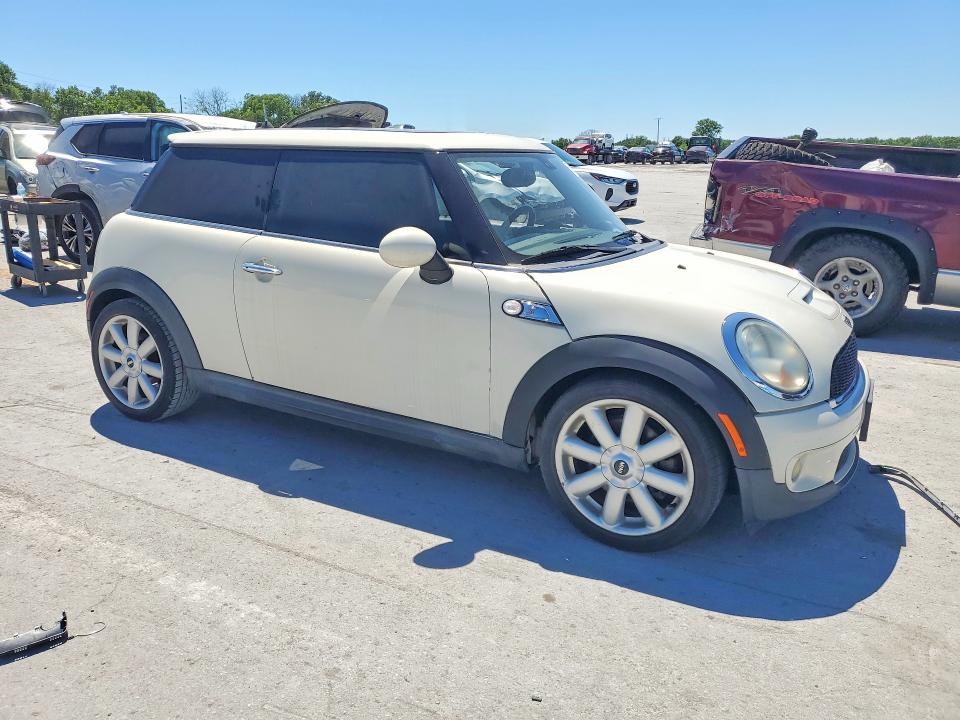 53781646 :رقم المزاد ، WMWMF7C52ATZ71627 vin ، 2010 Mini Cooper مزاد بيع