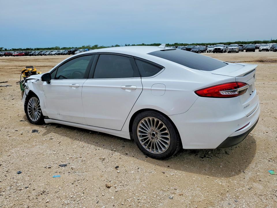 55270926 :رقم المزاد ، 3FA6P0HD4KR282648 vin ، 2019 Ford Fusion مزاد بيع