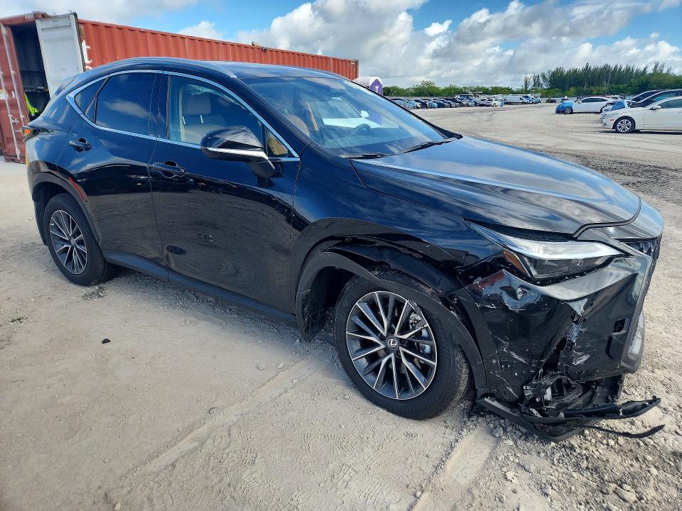 53520746 :رقم المزاد ، 2T2AKCEZ6SC053801 vin ، 2025 Lexus Nx 350h مزاد بيع