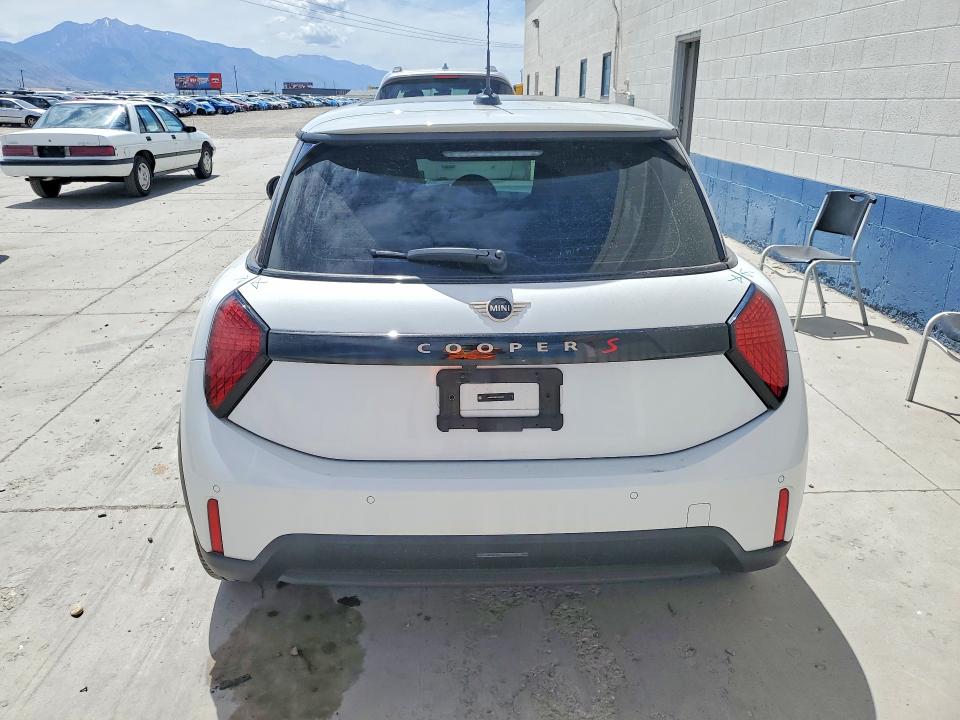 Продажа на аукционе авто 2025 Mini Cooper, vin: WMW23GD0XS2W57640, номер лота: 54926526
