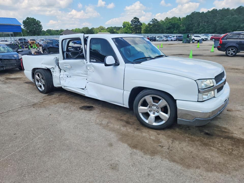 2004 Chevrolet Silverado მანქანა იყიდება აუქციონზე, vin: 2GCEC13T041399575, აუქციონის ნომერი: 54194436