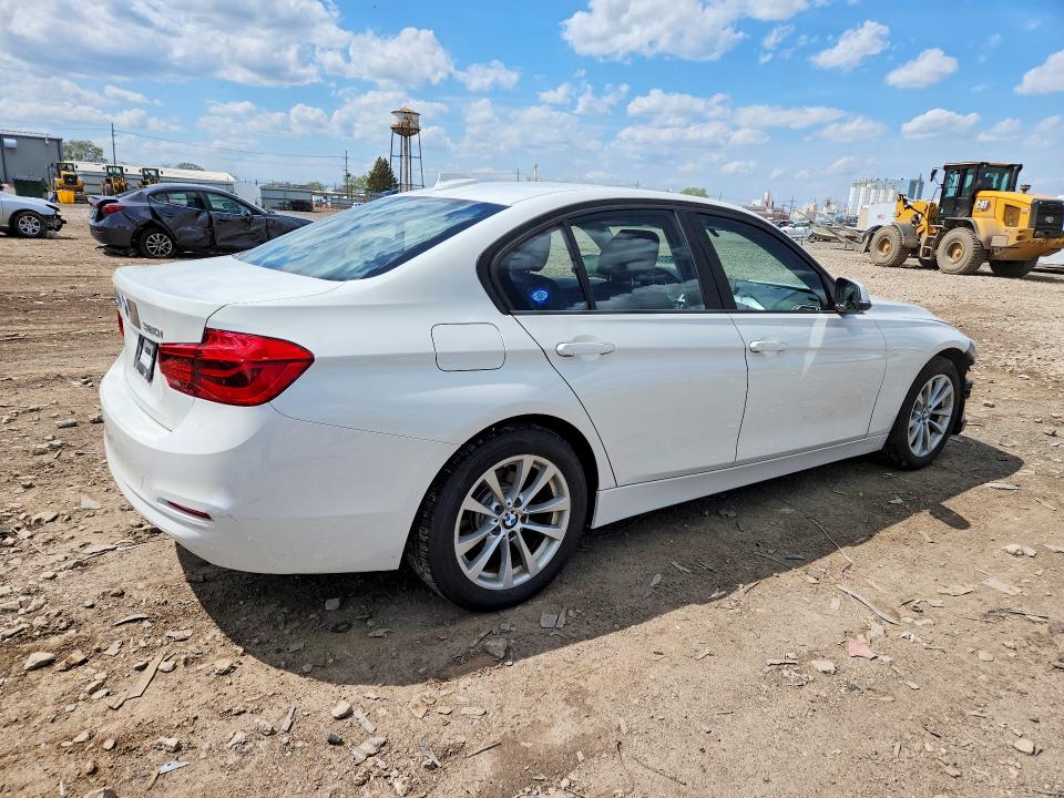 2018 Bmw 320 მანქანა იყიდება აუქციონზე, vin: WBA8A3C57JA486923, აუქციონის ნომერი: 52230426
