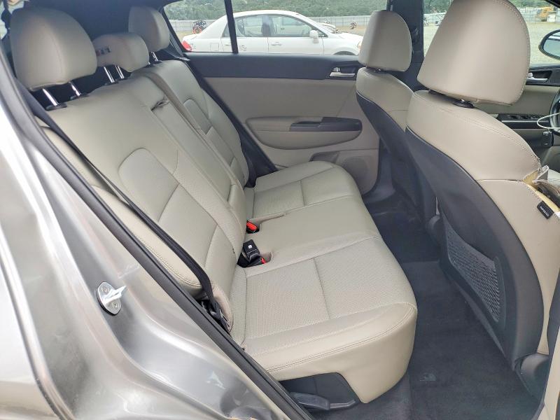 52421156 :رقم المزاد ، KNDP63AC3L7683900 vin ، 2020 Kia Sportage مزاد بيع