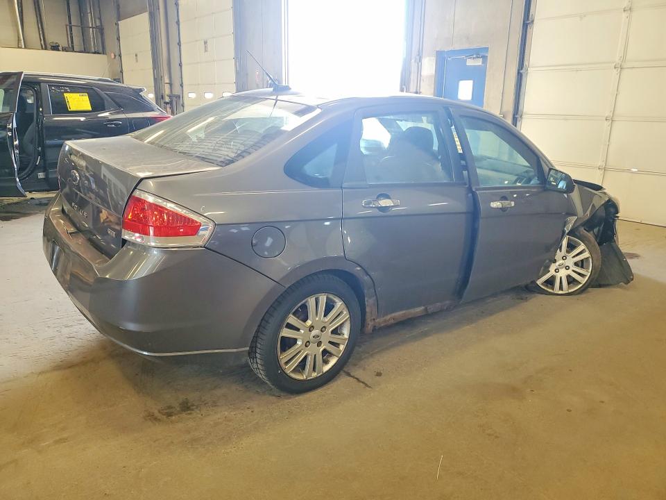 53111606 :رقم المزاد ، 1FAHP3HN5AW264142 vin ، 2010 Ford Focus مزاد بيع
