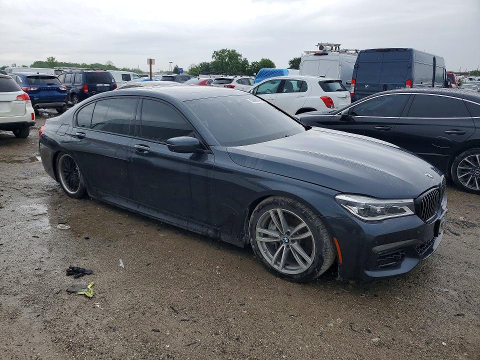 53693646 :رقم المزاد ، WBA7F2C58HG421917 vin ، 2017 Bmw 750 مزاد بيع