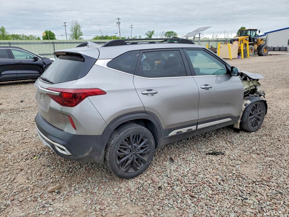 Продажа на аукционе авто 2022 Kia Seltos, vin: KNDEUCA24N7294335, номер лота: 53983936