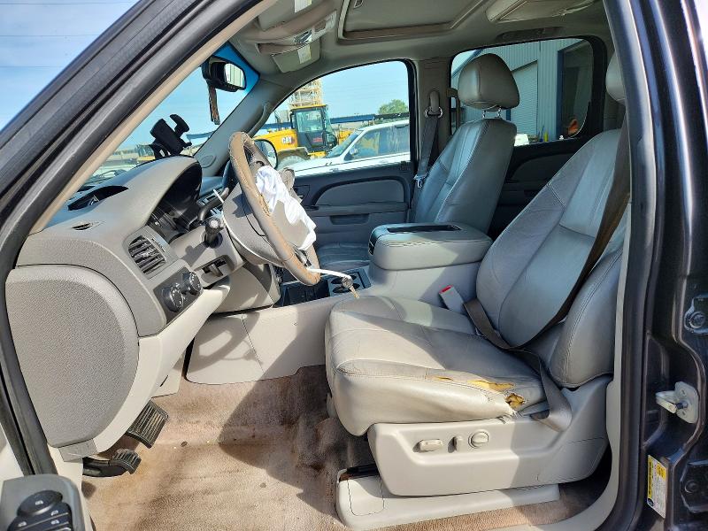 41628176 :رقم المزاد ، 1GNUKJE32AR223178 vin ، 2010 Chevrolet Suburban مزاد بيع