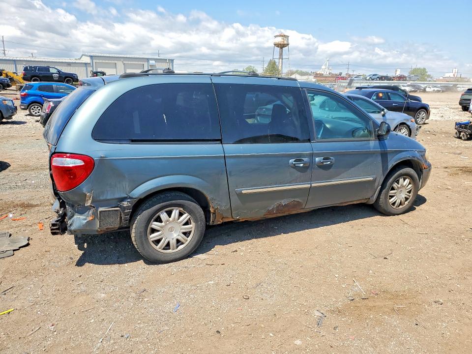 Продажа на аукционе авто 2005 Chrysler Town & Country, vin: 2C4GP54L45R546390, номер лота: 53271726