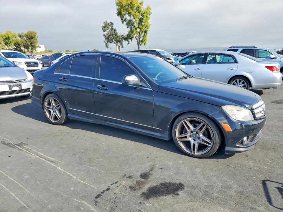 52921456 :رقم المزاد ، WDDGF54X79F234623 vin ، 2009 Mercedes-benz C مزاد بيع