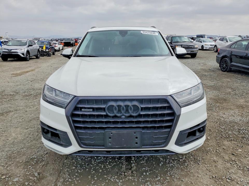 2017 Audi Q7 მანქანა იყიდება აუქციონზე, vin: WA1VAAF73HD039337, აუქციონის ნომერი: 53425636