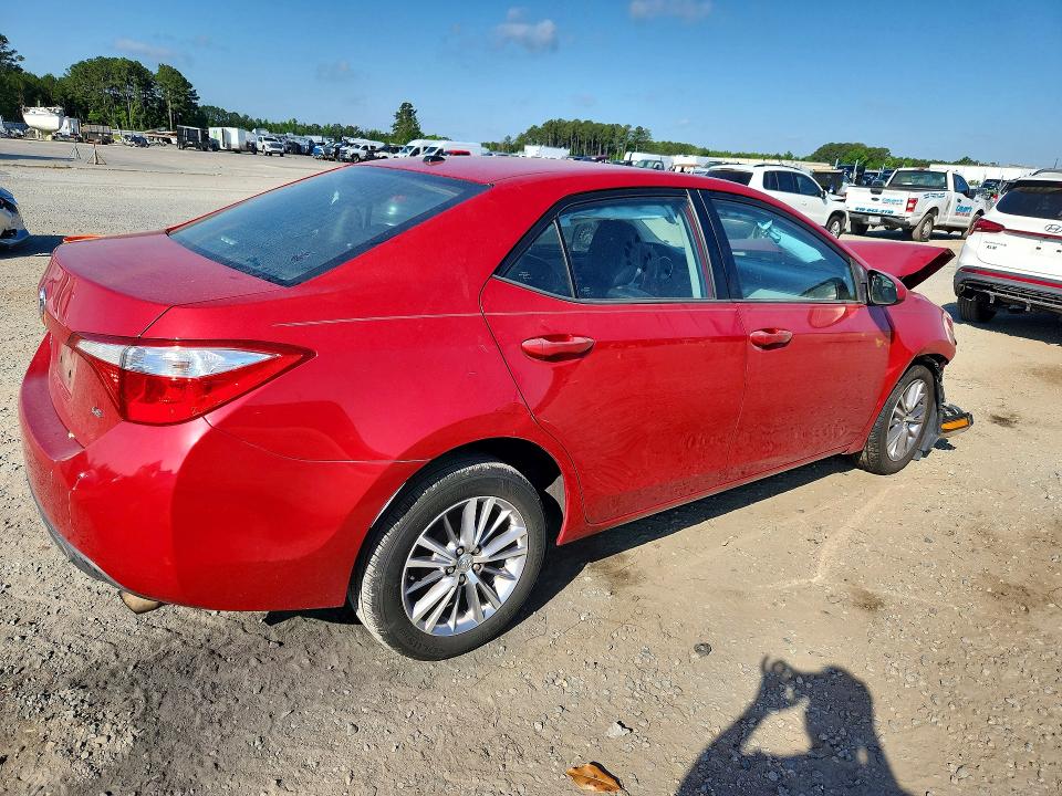 53913016 :رقم المزاد ، 2T1BURHE5FC370750 vin ، 2015 Toyota Corolla مزاد بيع