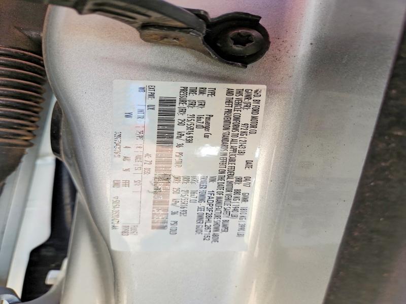 52852436 :رقم المزاد ، 1FADP3F28HL267152 vin ، 2017 Ford Focus مزاد بيع