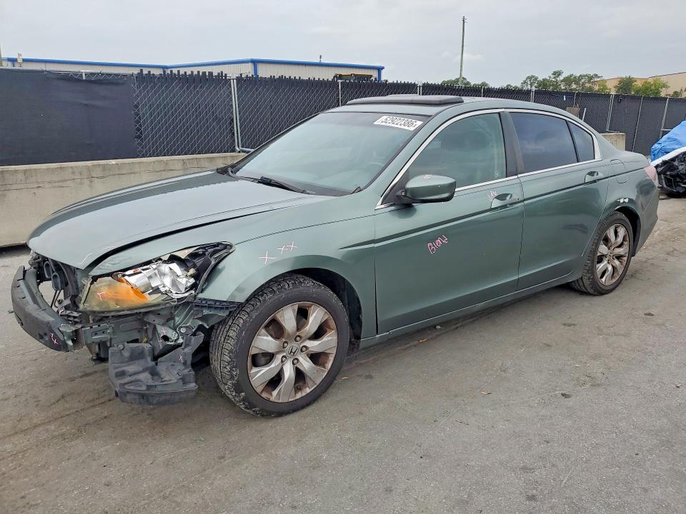 52922386 :رقم المزاد ، 1HGCP2F88AA053172 vin ، 2010 Honda Accord مزاد بيع