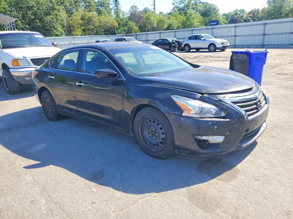 2015 Nissan Altima მანქანა იყიდება აუქციონზე, vin: 1N4AL3AP8FN867141, აუქციონის ნომერი: 53763836