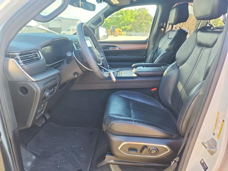 Продажа на аукционе авто 2023 Jeep Wagoneer, vin: 1C4SJVBP9PS574365, номер лота: 52984366