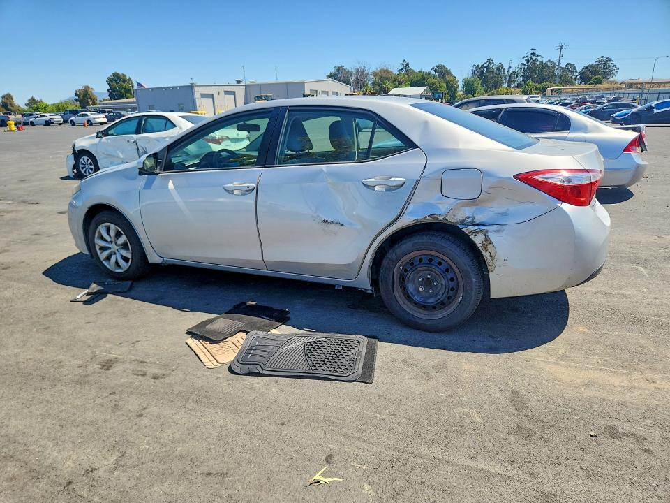 Продаж на аукціоні авто 2015 Toyota Corolla, vin: 5YFBURHE2FP214651, номер лоту: 53802626