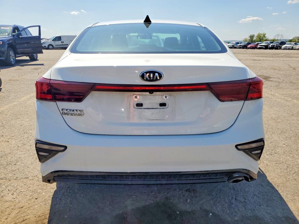 2020 Kia Forte მანქანა იყიდება აუქციონზე, vin: 3KPF24AD5LE226978, აუქციონის ნომერი: 51609106