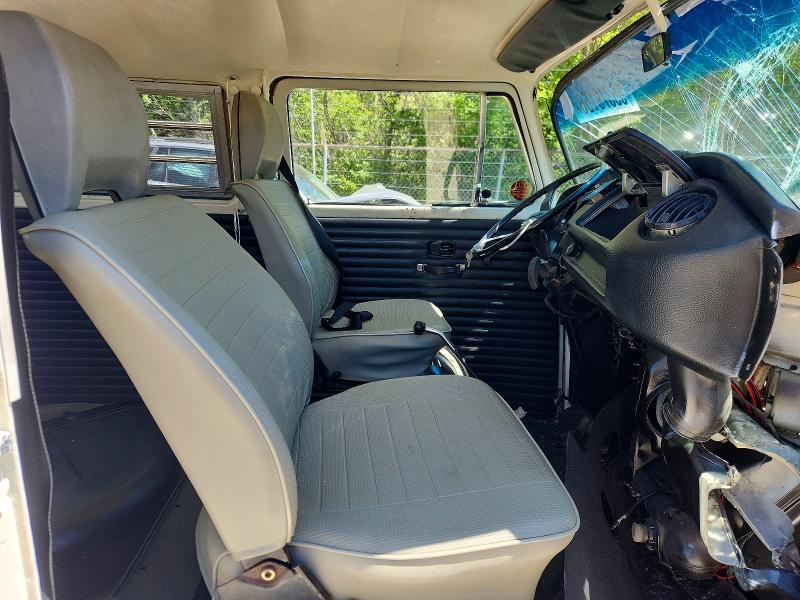 1977 Volkswagen Transporter მანქანა იყიდება აუქციონზე, vin: 2272018247, აუქციონის ნომერი: 55379156
