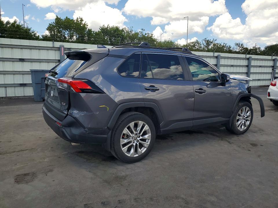 53765486 :رقم المزاد ، 2T3C1RFV4SC306135 vin ، 2025 Toyota Rav4 مزاد بيع