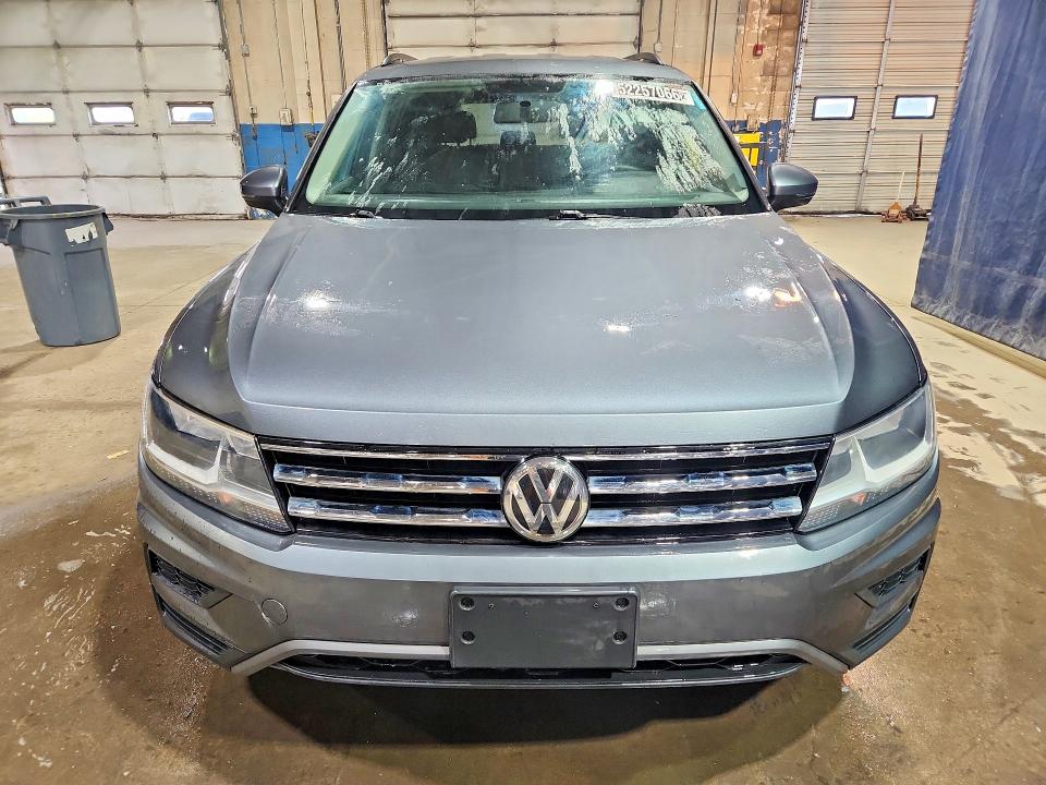 2020 Volkswagen Tiguan მანქანა იყიდება აუქციონზე, vin: 3VV0B7AX0LM166827, აუქციონის ნომერი: 52257066
