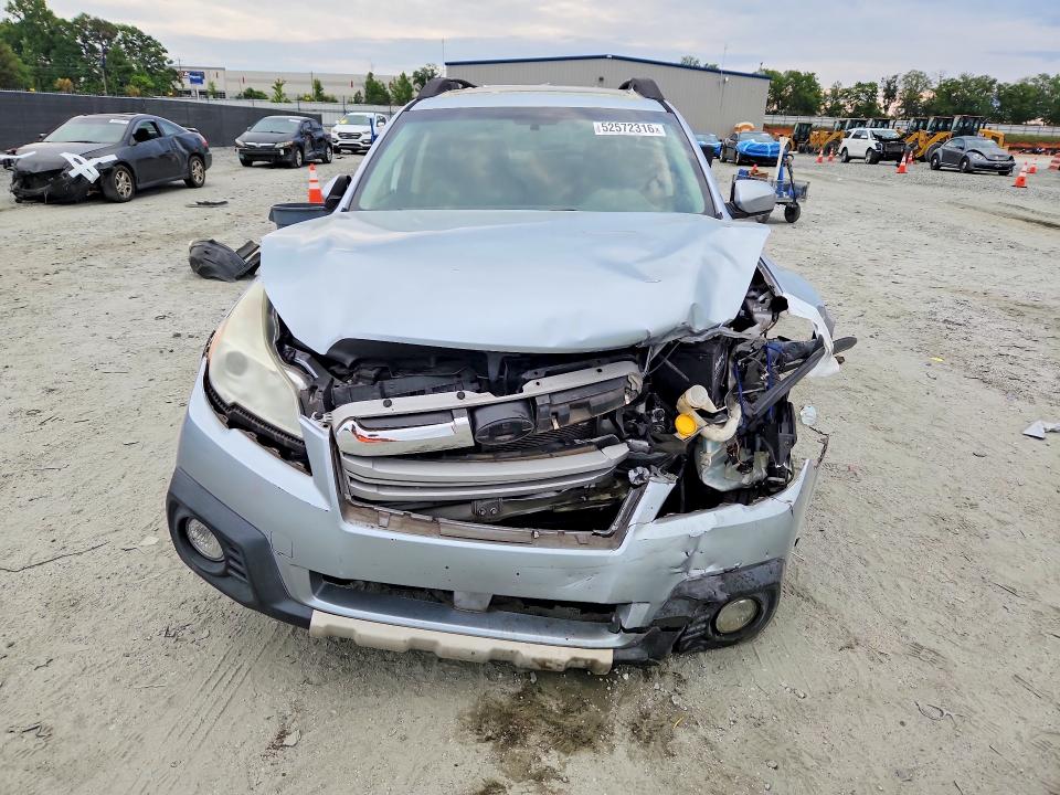 52572316 :رقم المزاد ، 4S4BRDPC9D2318758 vin ، 2013 Subaru Outback مزاد بيع