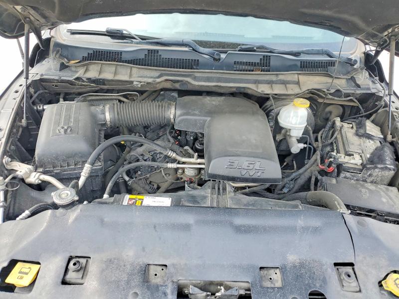 52604736 :رقم المزاد ، 1C6RR7FGXKS578356 vin ، 2019 Ram 1500 Classic مزاد بيع